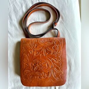 💥SOLD💥 Patricia Nash Italian Leather crossbody bag